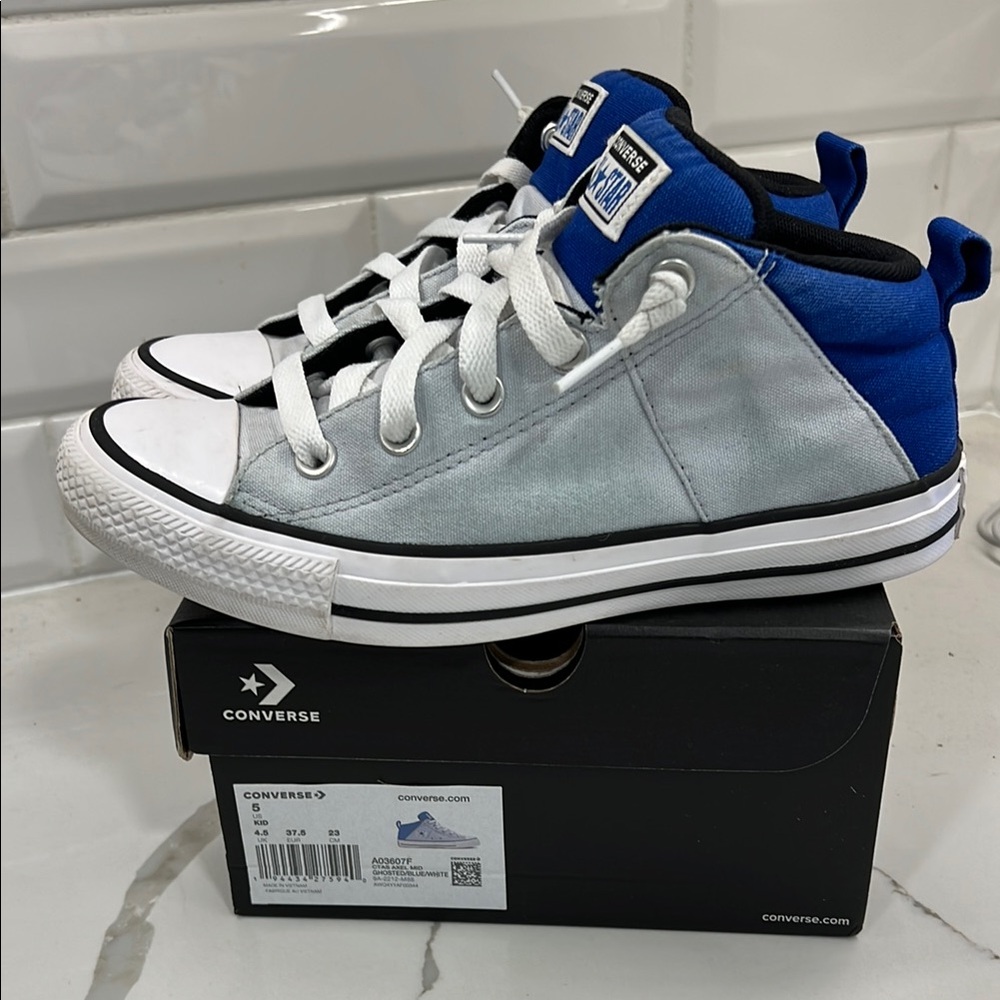 Converse Blue and Gray Sneakers with Gradient Design